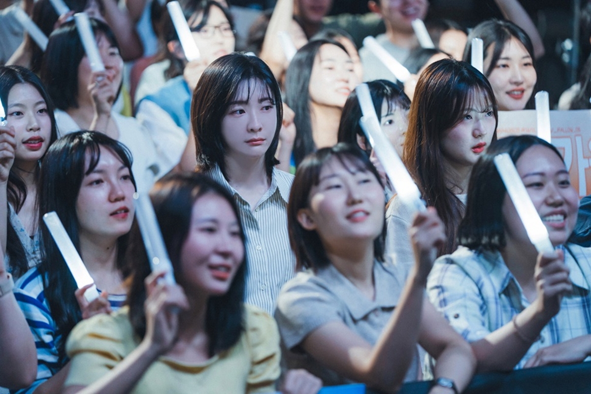 내일도 출근 3회 박지현, 최경훈 공연장서 끝내 눈물…서인국과 새 출발 앞 "흔들"