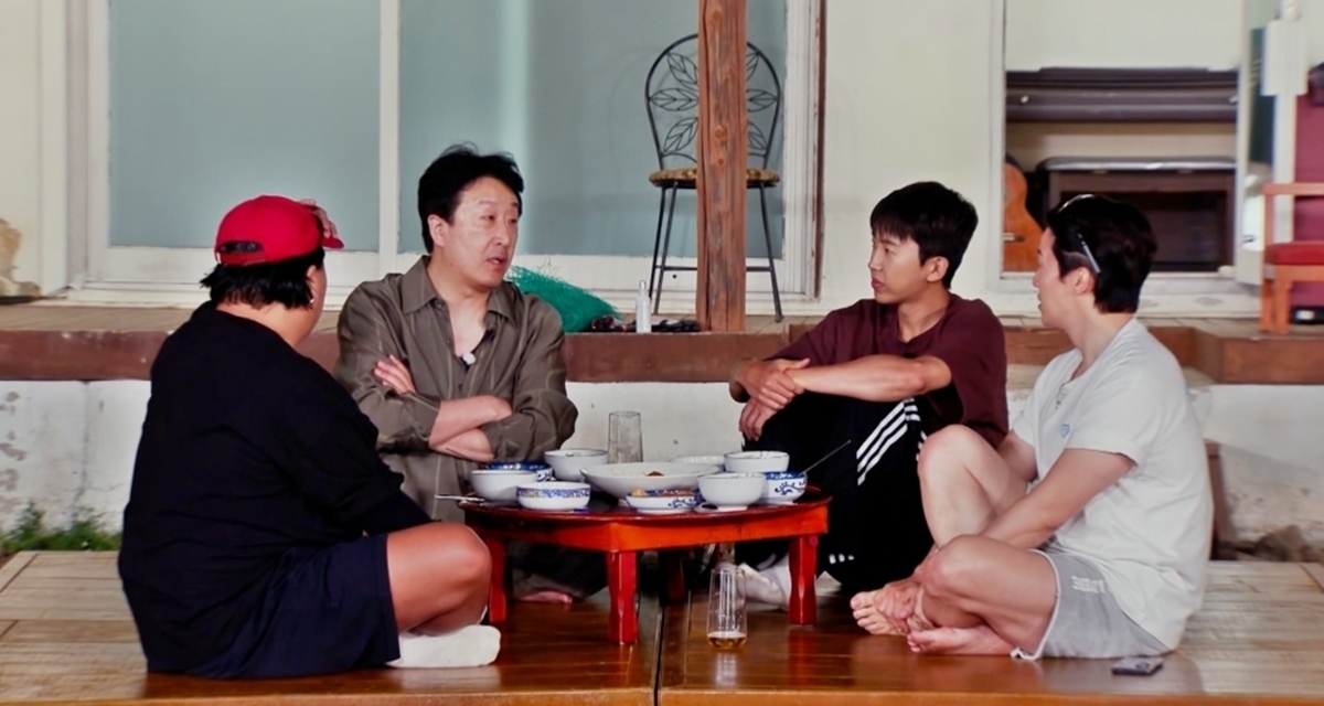 산골총각 영웅 2회 임영웅, “노동과 노래 물물교환” 1000평 양파밭 뒤 현봉식 돌발상황